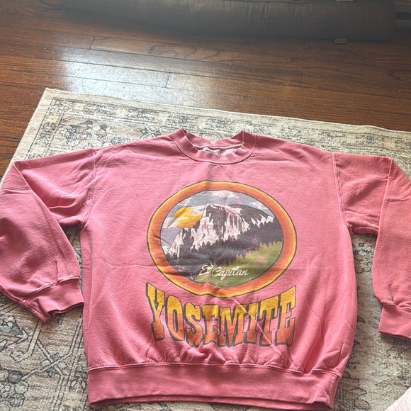 Forever 21 Sweaters - Pink Yosemite Graphic Sweatshirt